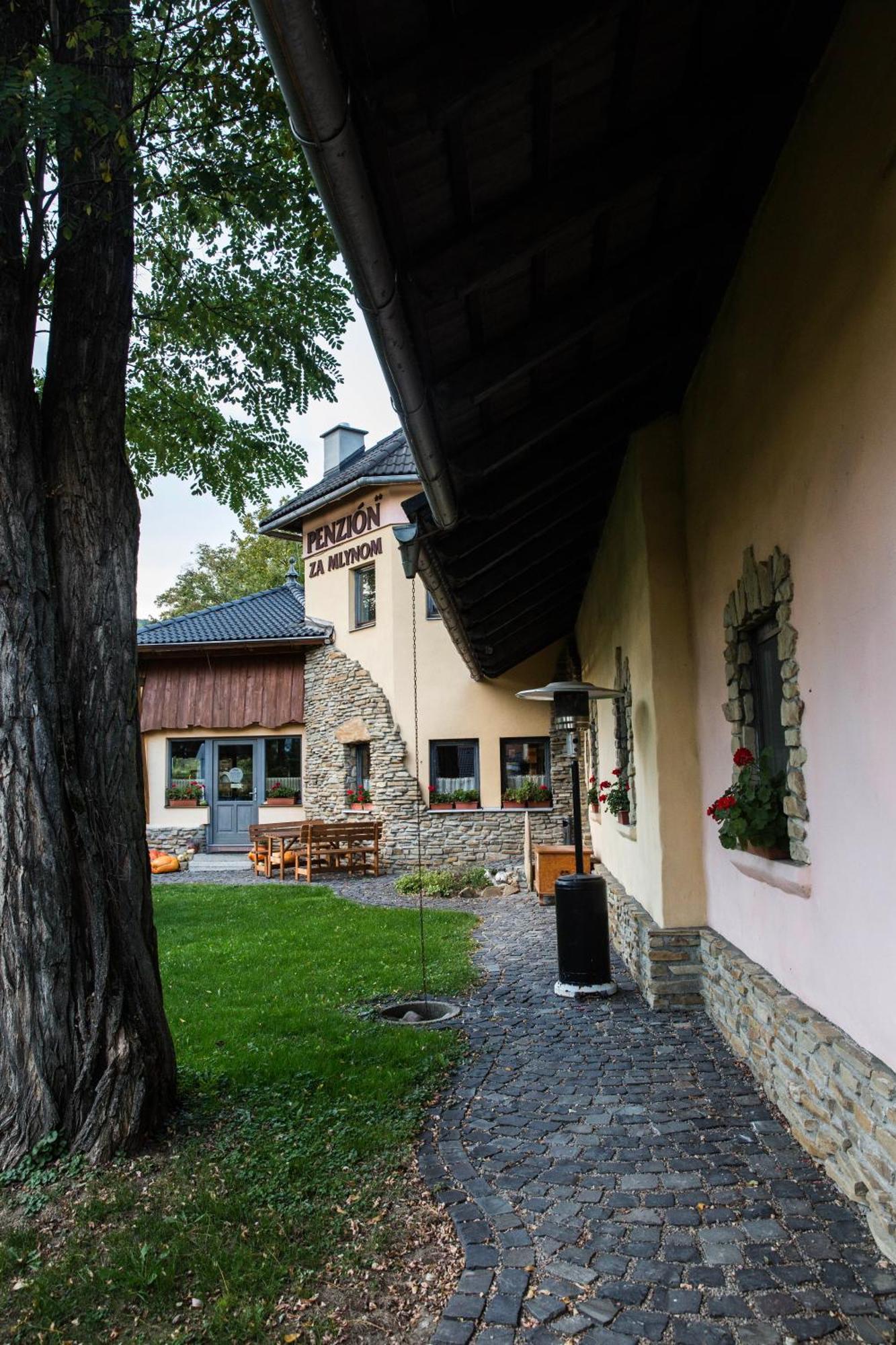 Penzion Za Mlynom Liptovská Teplá 外观 照片